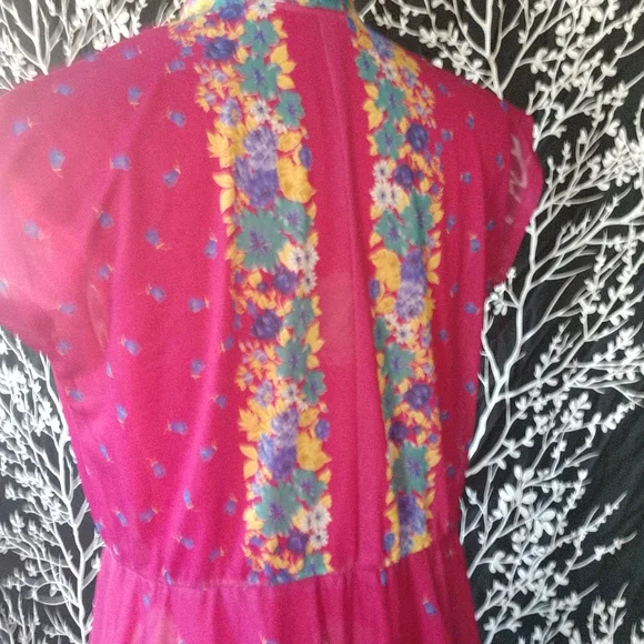 Vintage 70s Topper Brand Magenta Floral Dress - Picture 4 of 5